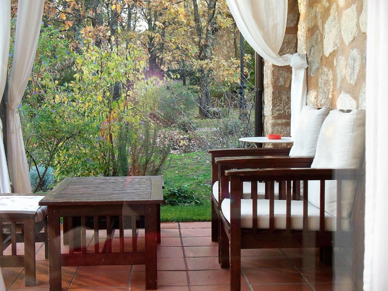 Apartamentos El Roble Valverde de la Vera 외부 사진
