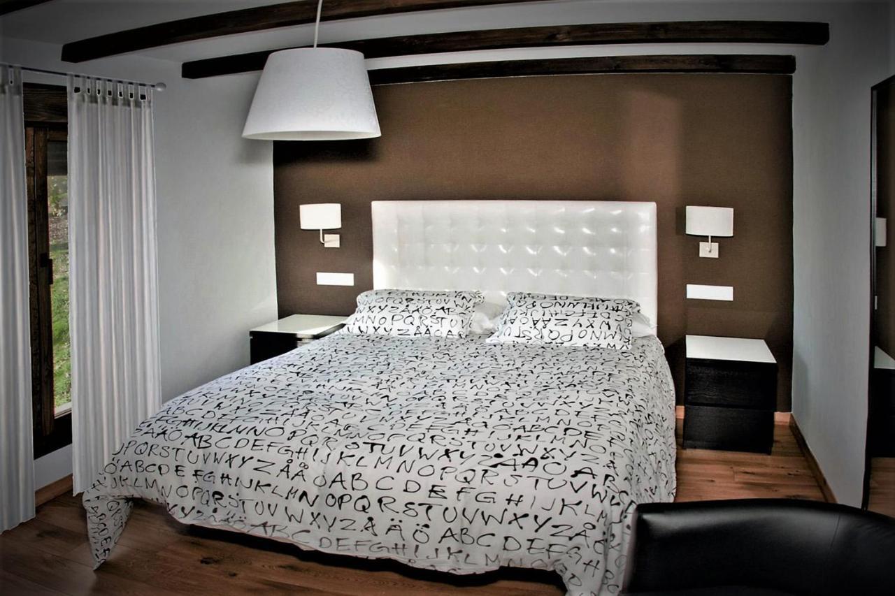 Apartamentos El Roble Valverde de la Vera 외부 사진